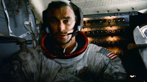 Eugene Cernan en el módulo Lunar del Apolo 17